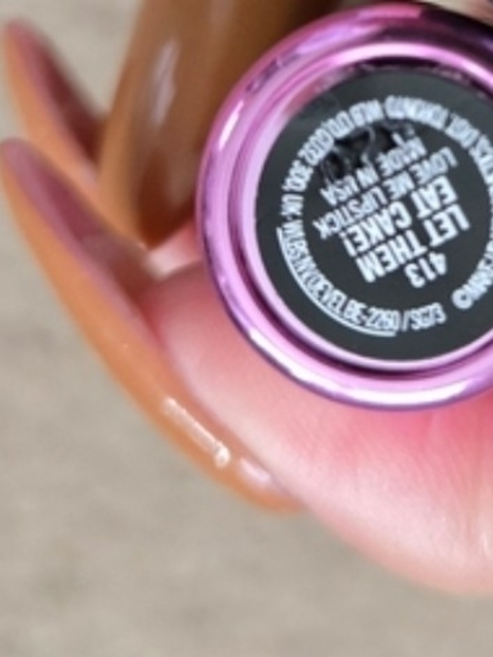 MAC Cosmetics Let Them Eat Cake - Picture 3 of 3